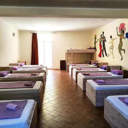 Dubrovnik Hostel *